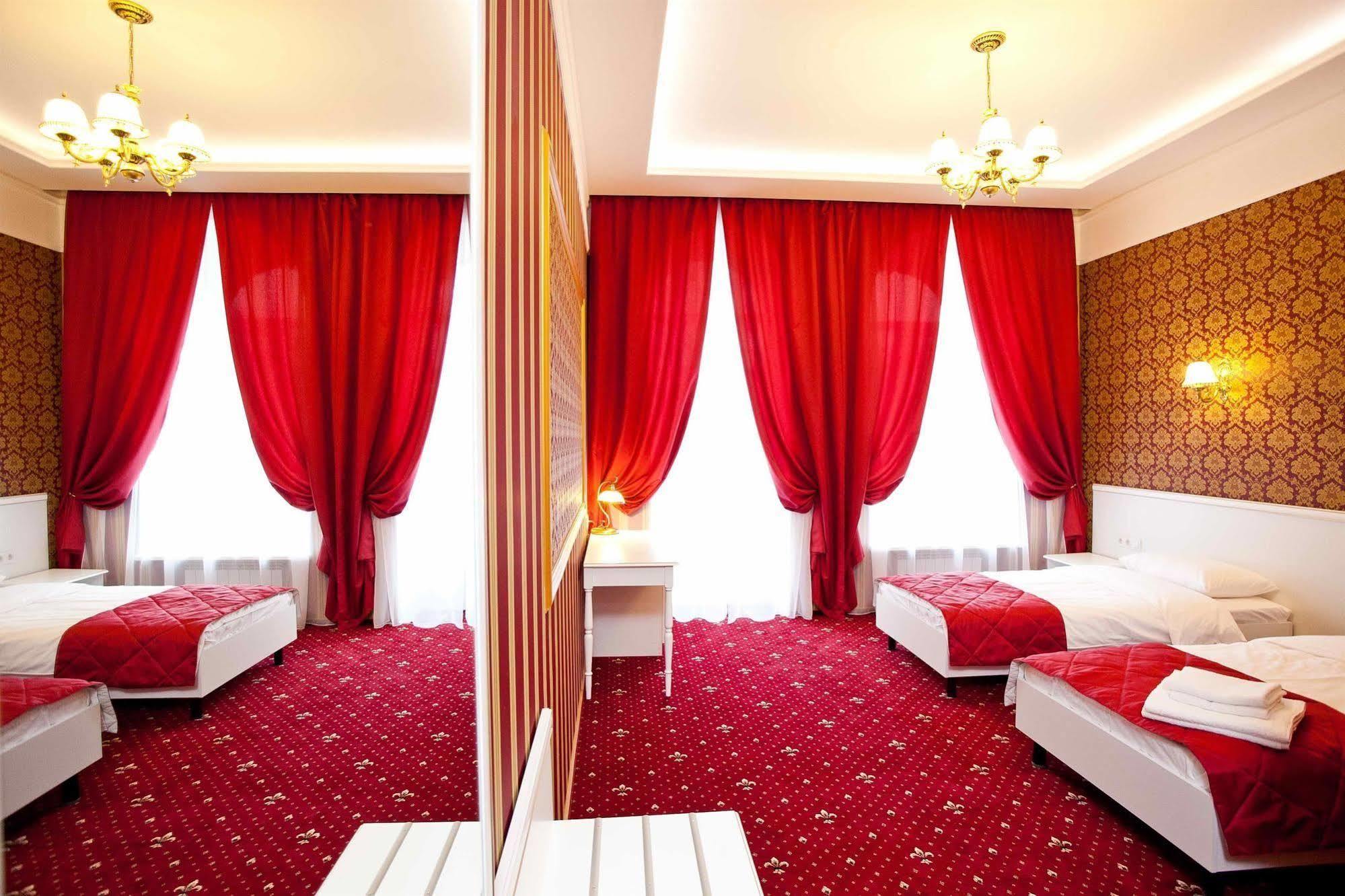 Litera Hotel Dnipro